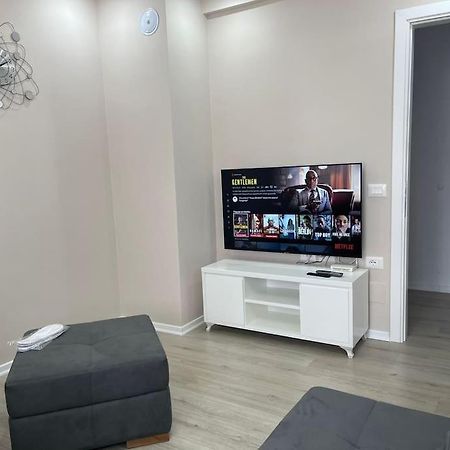 Melody Apartment In Корча Экстерьер фото